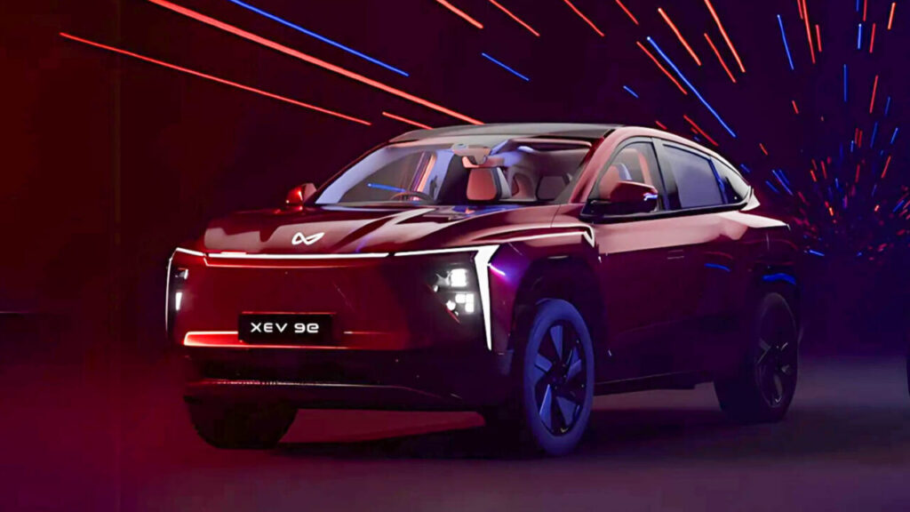 Mahindra XEV 9S Electric SUV
